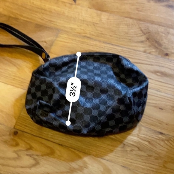 Two bags and change purse set - Picture 4 of 16